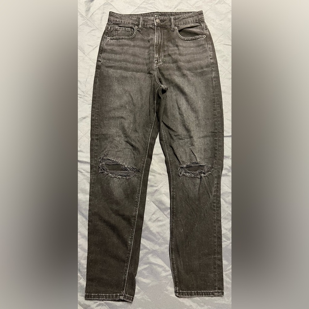 American Eagle Outfitters Women's highest rise mom Jeans